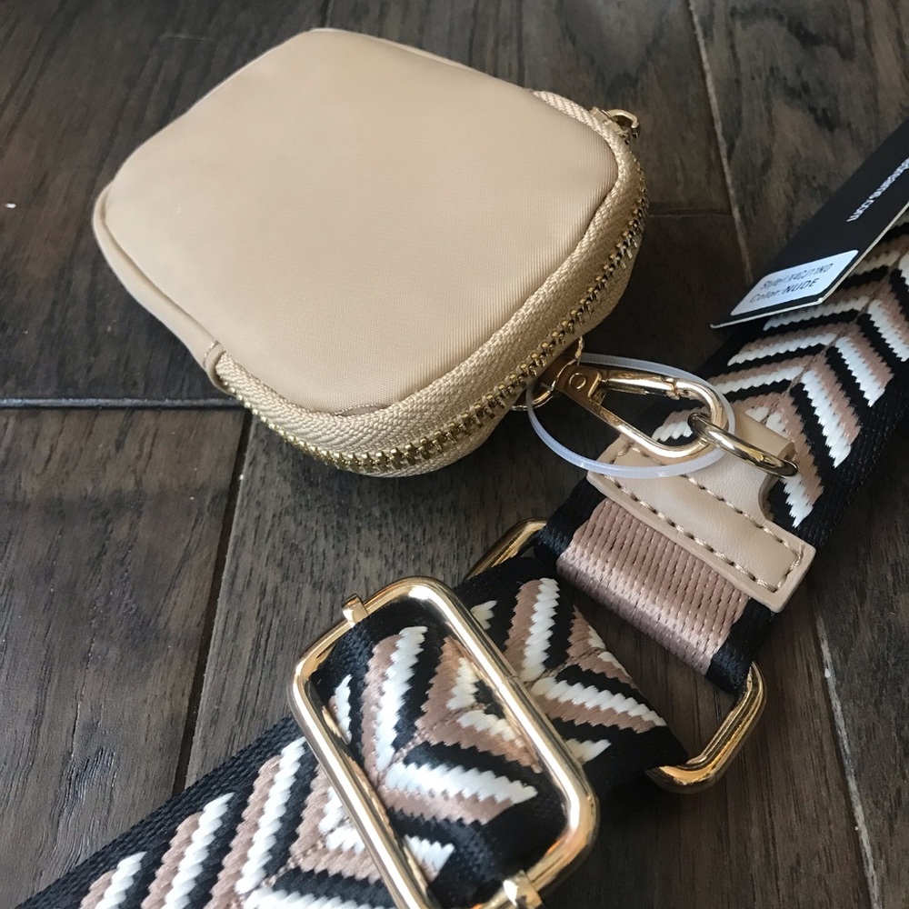 Beige Crossbody Bag with Detachable Patterned Strap - Picture 7 of 16
